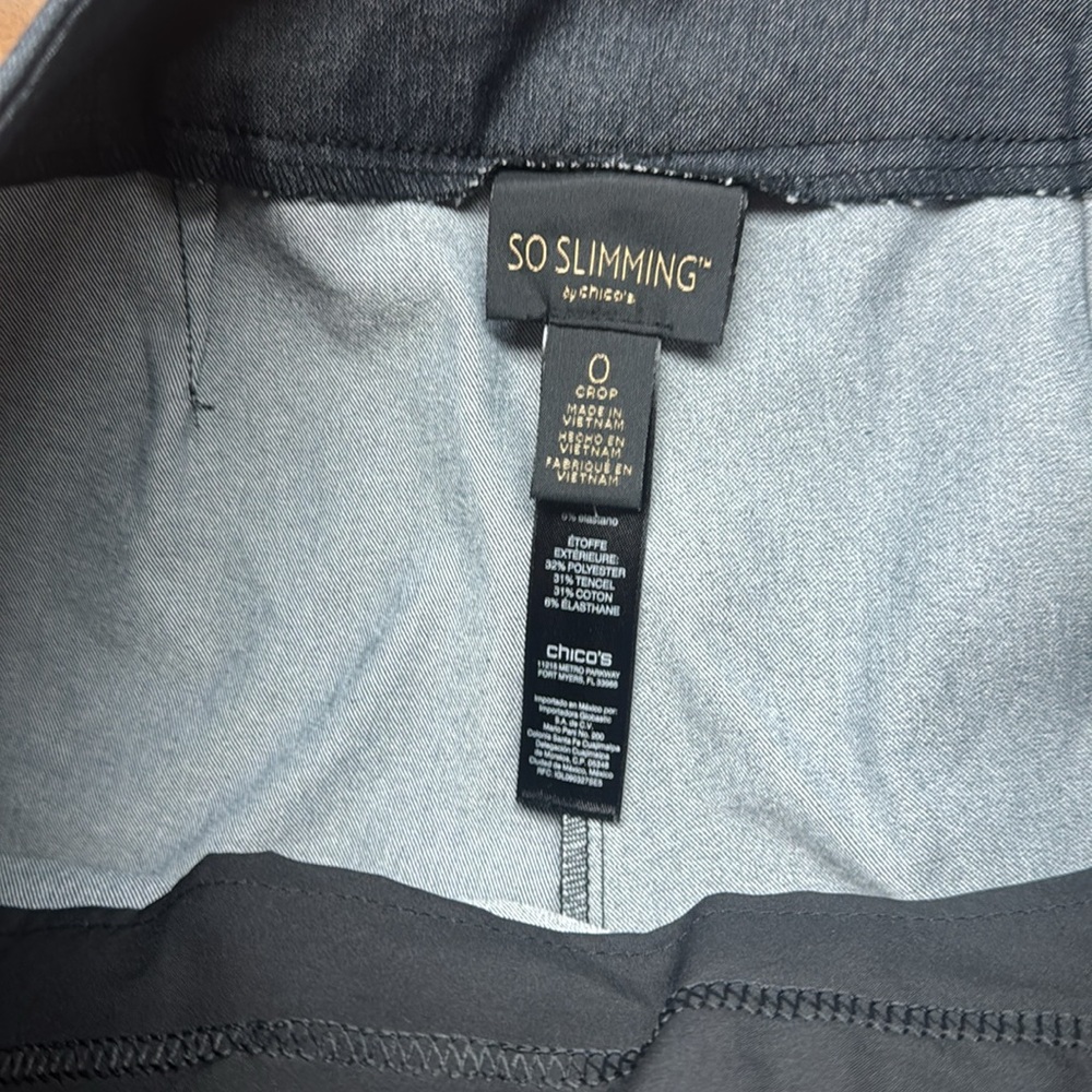 Chico’s Cropped Gray Trousers - Picture 2 of 8